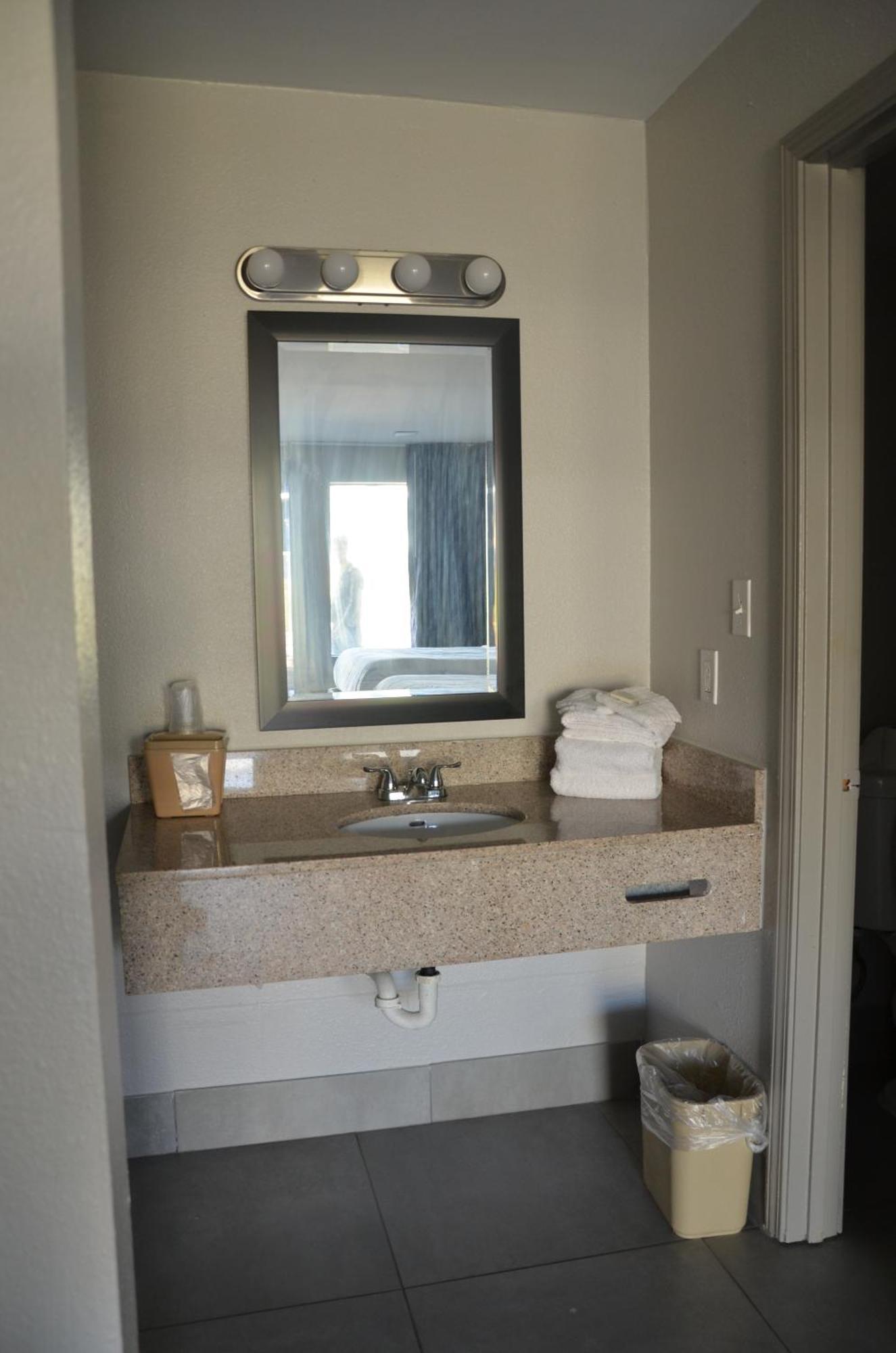 My Home & Suites Covington Bagian luar foto