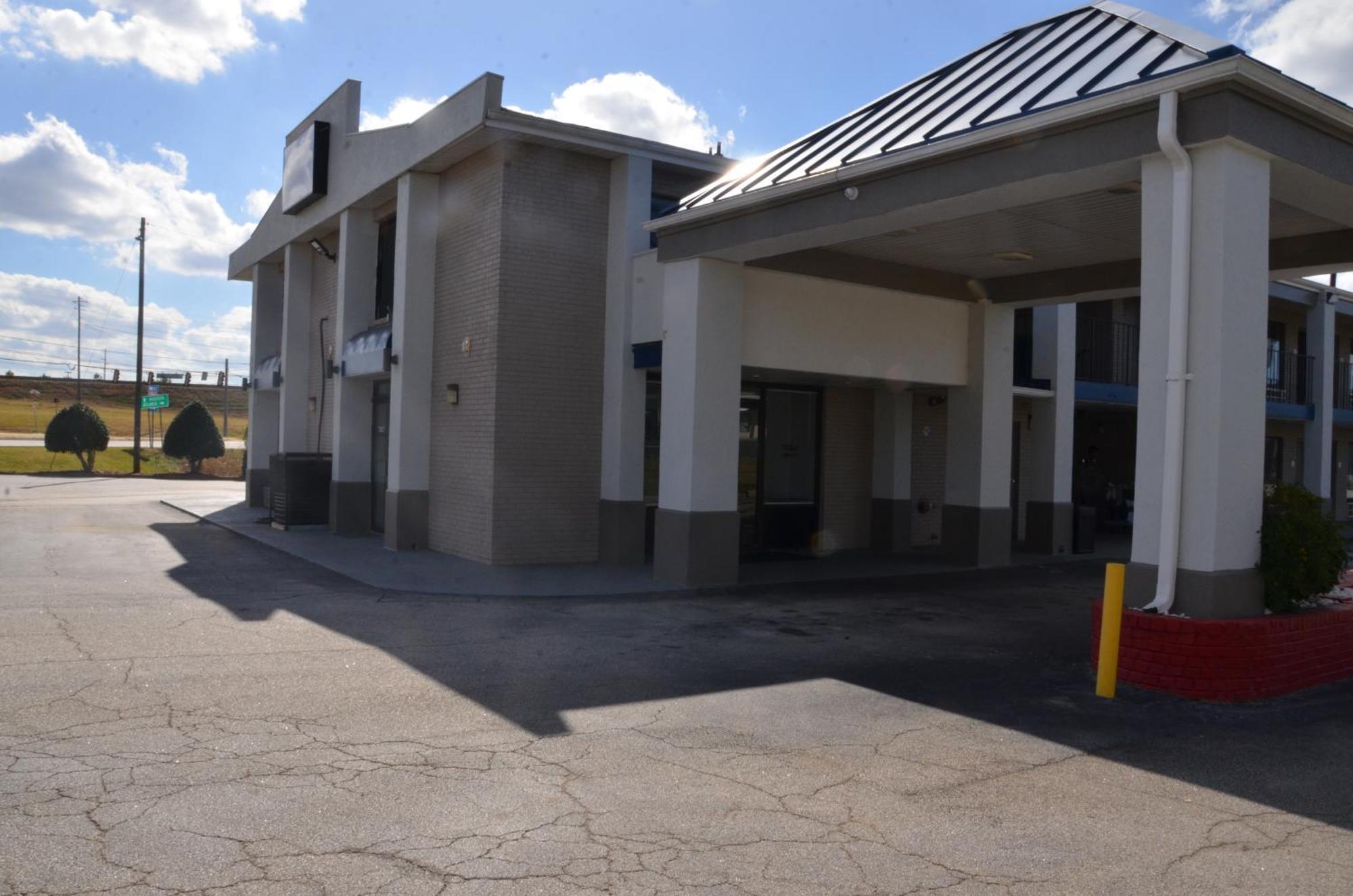 My Home & Suites Covington Bagian luar foto