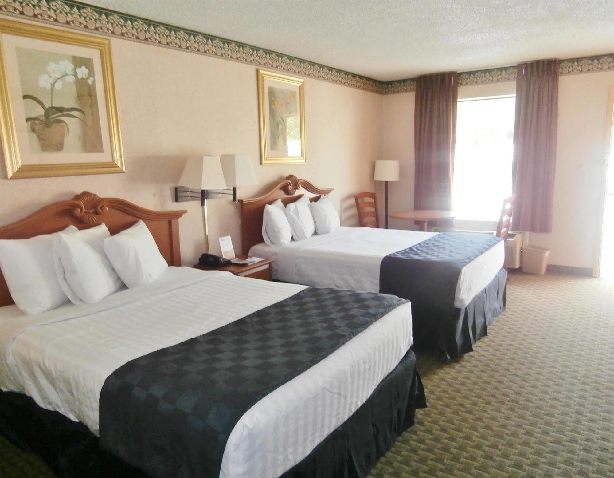 My Home & Suites Covington Bagian luar foto