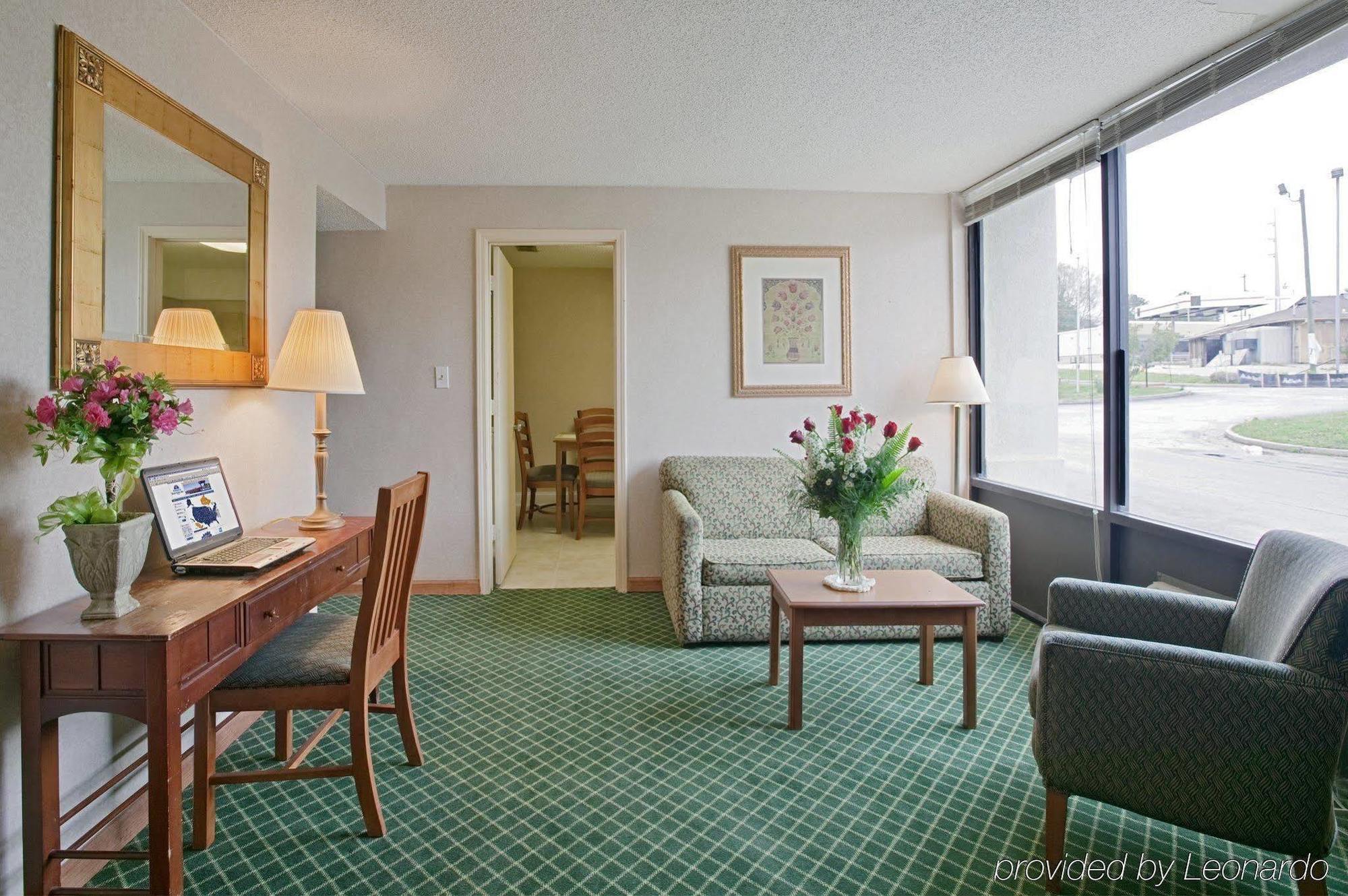 My Home & Suites Covington Ruang foto